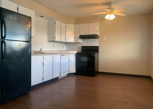 Photo of 3019 Dover St Unit 4, Longview, WA 98632