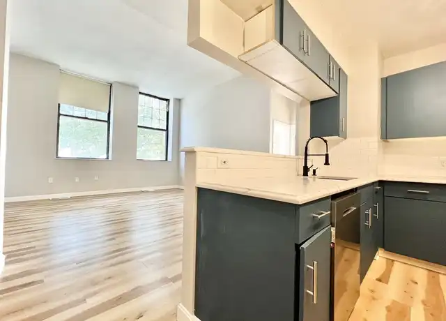 Property at 15 Ocean Ave #105, Winthrop, MA, 02152, 2 beds, 2 baths, [object Object]