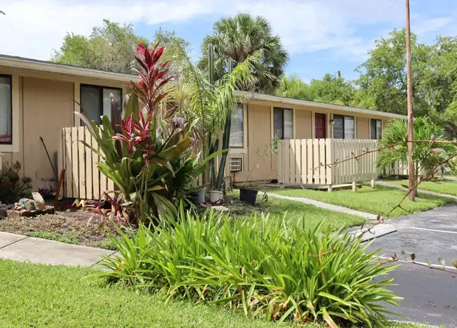 Property at 10119 S Nob Hill Cir Unit 13-10119 Veneto, Tamarac, FL, 33321, 1 bed, 1 bath, [object Object]
