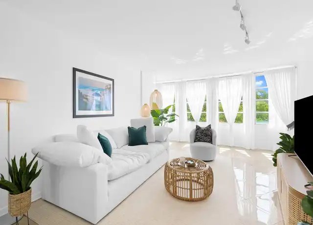 Property at 401 SE 25th Ave #304, Fort Lauderdale, FL, 33301, 1 bed, 1 bath, [object Object]