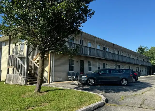 Property at Bradford Terrace Apartments / 420 Britt Lane, RG - 420 Britt Ln, Rogersville, MO, 65742, 2-3 beds, 1 bath, [object Object]