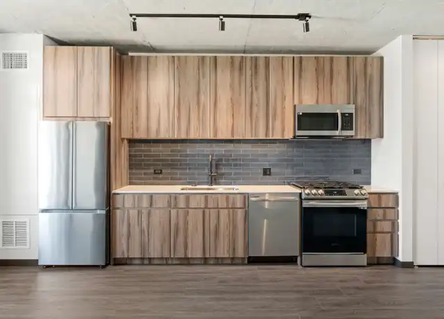 Property at 151 N Ashland Ave, Chicago, IL, 60607, 0 beds, 1 bath, [object Object]