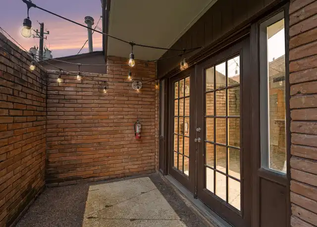 Property at 1529 Bonnie Brae St Unit 5, Houston, TX, 77006, 2 beds, 1.5 baths, [object Object]