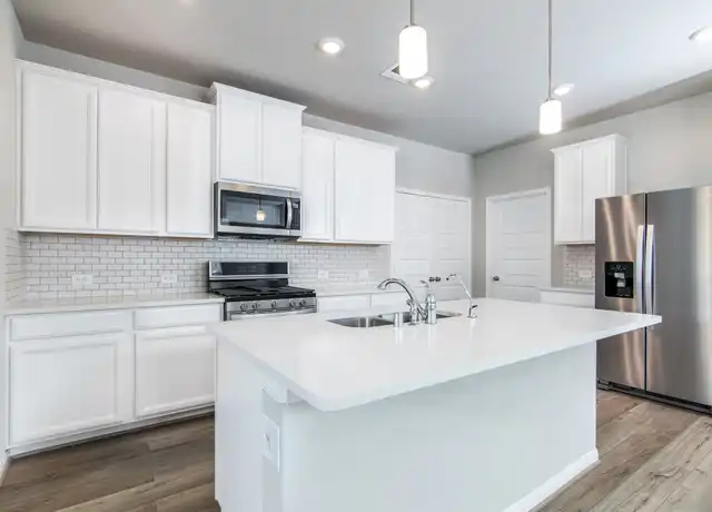 Property at 18537 Meadow Point Ln, Montgomery, TX, 77316, 4 beds, 2.5 baths, [object Object]
