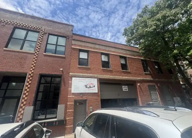 Property at 446 N May St Unit 2, Chicago, IL, 60642, 2 beds, 1 bath, [object Object]