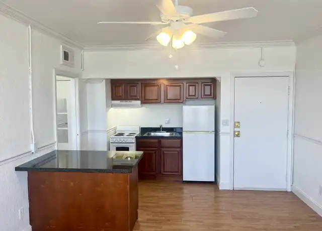 Property at 311 W Ashley St #1603, Jacksonville, FL, 32202, 1 bed, 1 bath, [object Object]