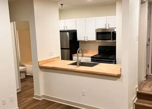 Property at 125 N Washington St Unit 13, Bloomington, IN, 47404, 1 bed, 1 bath, [object Object]
