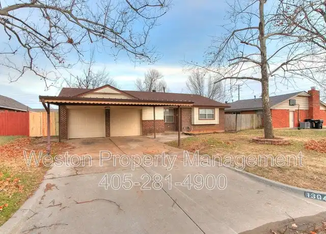 Property at 1304 Regency Blvd, Moore, OK, 73160, 3 beds, 2 baths, [object Object]