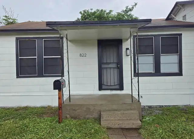 Property at 822 E Doddridge Ave, Kingsville, TX, 78363, 2 beds, 1 bath, [object Object]