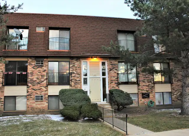 Property at 172 S Waters Edge Dr #301, Glendale Heights, IL, 60139, 2 beds, 2 baths, [object Object]