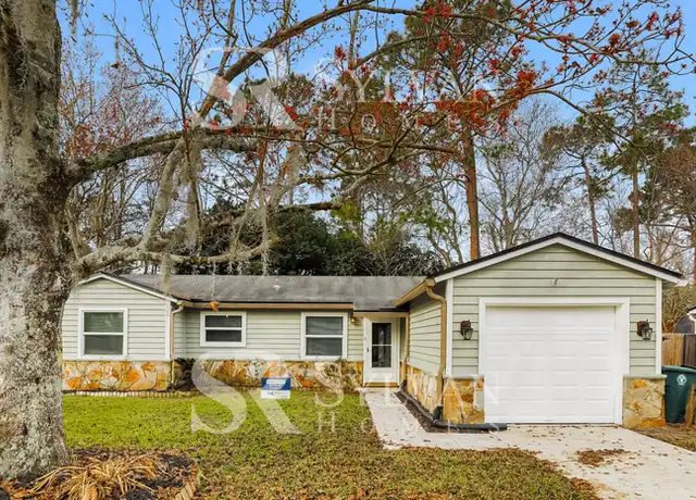 Property at 11528 Gwynford Ln, Jacksonville, FL, 32223, 3 beds, 2 baths, [object Object]