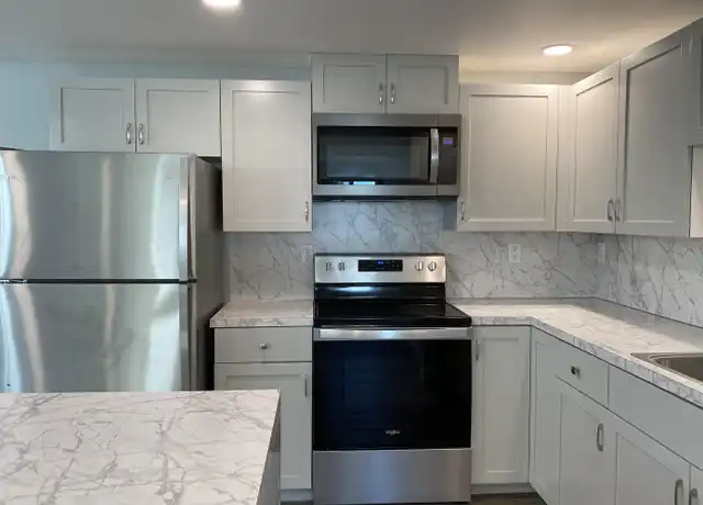 Property at 4100 Pacific Hwy, Bellingham, WA, 98226, 2 beds, 1.5 baths, [object Object]