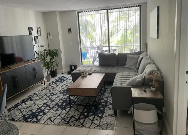 Property at 2935 NE 163rd St Unit 3R, North Miami Beach, FL, 33160, 1 bed, 1.5 baths, [object Object]