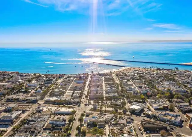 Property at 415 Marguerite Ave, Corona del Mar, CA, 92625, 3 beds, 3.5 baths, [object Object]