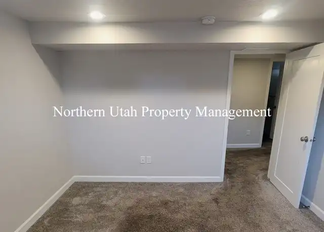 Property at 1499 S 700 E, Salt Lake City, UT, 84105, 4 beds, 2 baths, [object Object]