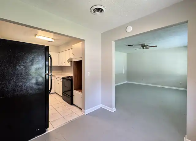 Property at 1048 Vera Dr, Columbus, GA, 31906, 3 beds, 1 bath, [object Object]