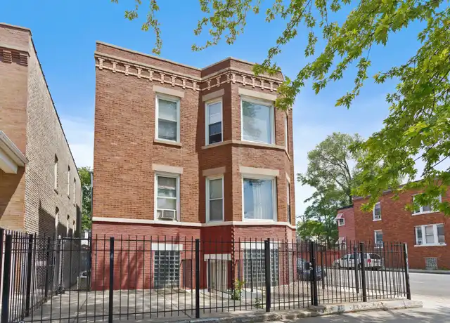 Property at 3456 W Augusta Blvd Unit 1E, Chicago, IL, 60651, 2 beds, 1 bath, [object Object]