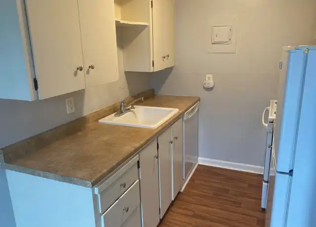 Property at 840 W Nickerson St Unit 10, Seattle, WA, 98119, 0 beds, 1 bath, [object Object]