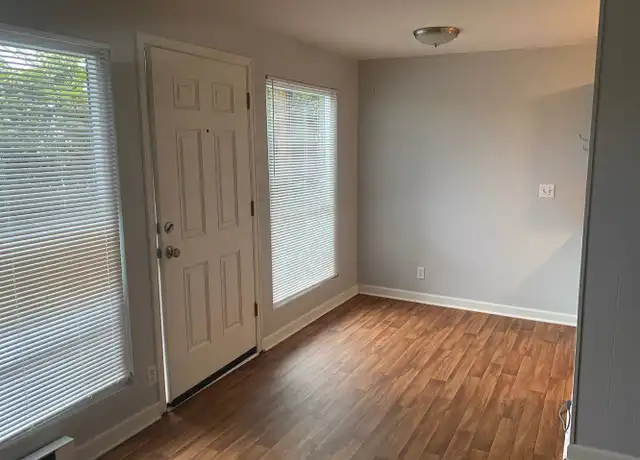 Property at 840 W Nickerson St Unit 10, Seattle, WA, 98119, 0 beds, 1 bath, [object Object]
