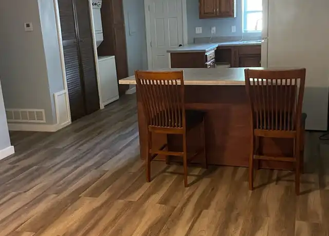 Property at 430 14th Ave Unit B, Augusta, KS, 67010, 2 beds, 1 bath, [object Object]