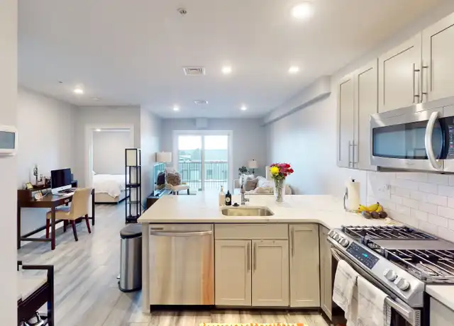 Property at 55 W Fifth St Unit 205, Boston, MA, 02127, 1 bed, 1 bath, [object Object]