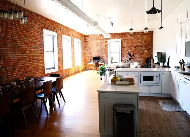 Property at Delaware Landing - 310 Delaware St, Kansas City, MO, 64105, 2 beds, 2 baths, [object Object]