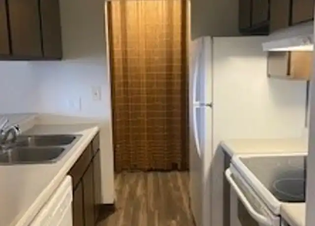 Property at 1914 S 20th St Unit 31, Grand Forks, ND, 58201, 2 beds, 1.5 baths, [object Object]