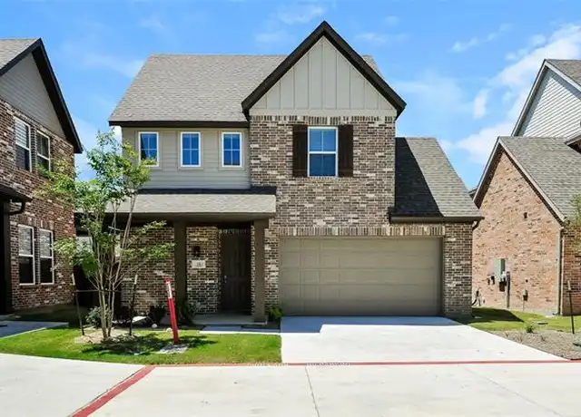 Property at 210 Mansfield Ct, Saginaw, TX, 76179, 3 beds, 2.5 baths, [object Object]