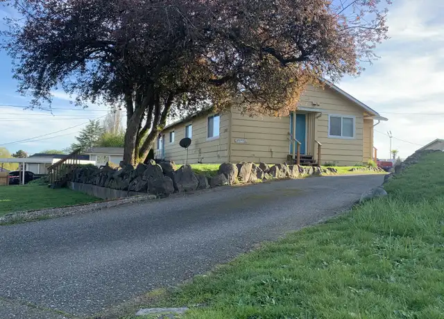 Property at 2737 Hefner Ave, Bremerton, WA, 98310, 2 beds, 1 bath, [object Object]