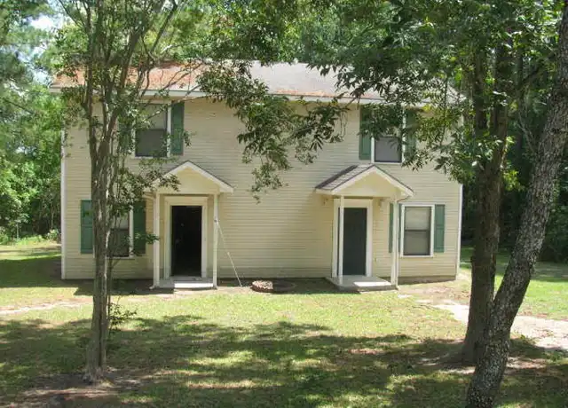Property at 1301 S 10th St Unit A, Leesville, LA, 71446, 1 bed, 1 bath, [object Object]