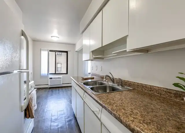 Property at Como Court - 1005 15th Ave SE, Minneapolis, MN, 55414, 0-2 beds, 1 bath, [object Object]