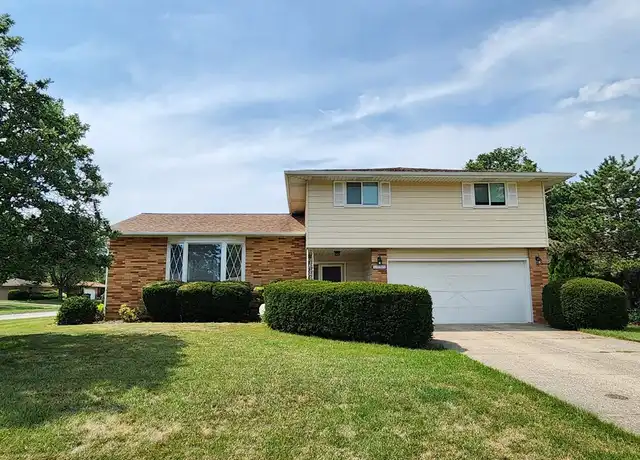 Property at 5650 Cascade Ct, Independence, OH, 44131, 4 beds, 2.5 baths, [object Object]