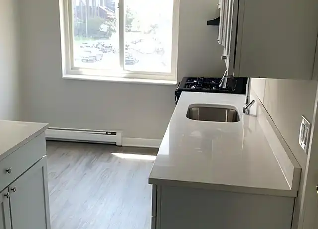 Property at 329 Hawthorne Cir Unit 2, Mt Prospect, IL, 60056, 2 beds, 1 bath, [object Object]