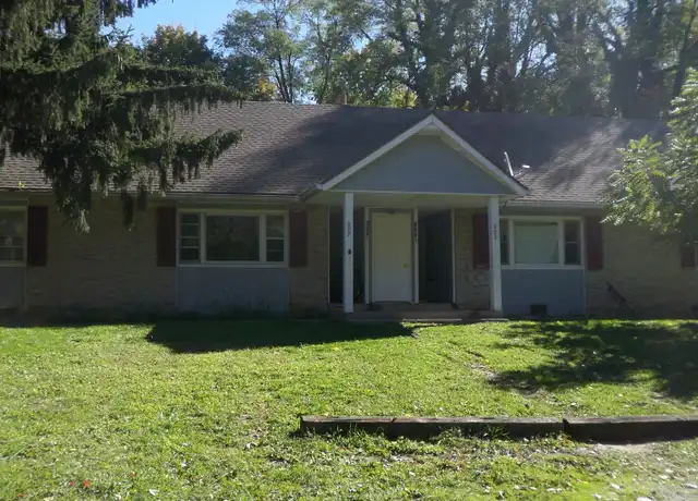 Property at 807 Riverside Dr, Greenwood, IN, 46142, 1 bed, 1 bath, [object Object]