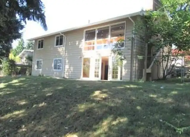 Property at 533 157th Ave SE Unit 1F, Bellevue, WA, 98008, 3 beds, 1 bath, [object Object]
