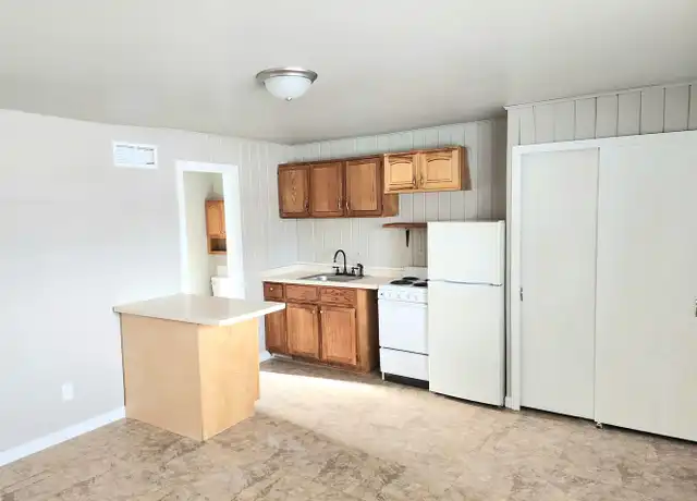 Property at N8749 Lakeshore Dr Unit 7, Fond du Lac, WI, 54937, 1 bed, 1 bath, [object Object]