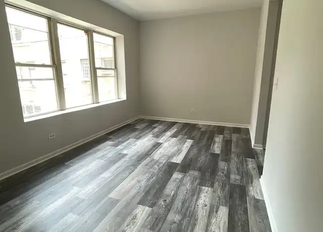 Property at 3001 W 19th St Unit 3005-3W, Chicago, IL, 60623, 1 bed, 1 bath, [object Object]