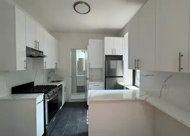 Property at 206 Thompson St Unit 1, New York, NY, 10012, 1 bed, 1 bath, [object Object]