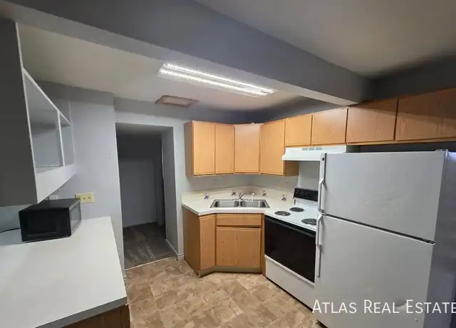 Property at 1902 8th Ave Unit B, Greeley, CO, 80631, 2 beds, 1 bath, [object Object]