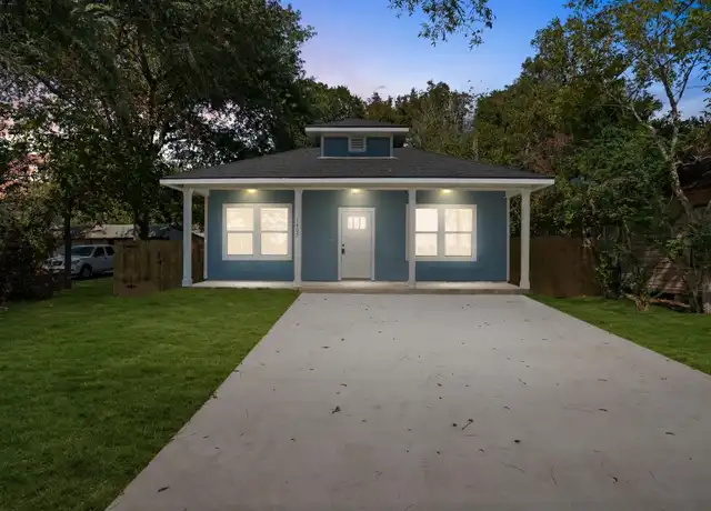 Property at 1407 Lauraine St, Brenham, TX, 77833, 3 beds, 2 baths, [object Object]
