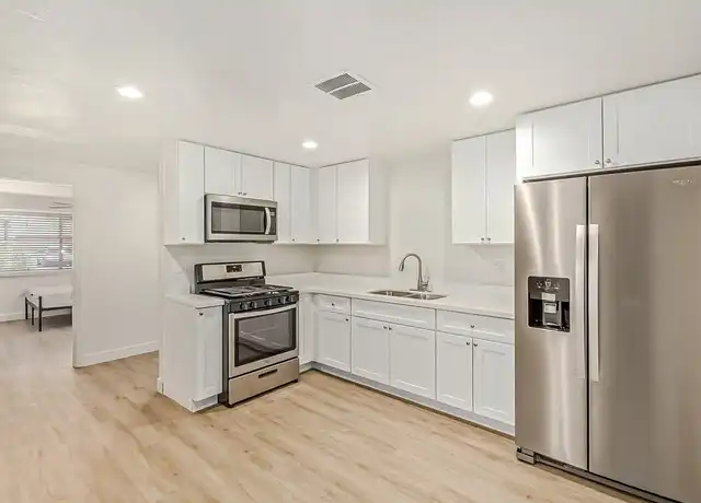 Property at 8213 W Flower St, Phoenix, AZ, 85033, 1 bed, 1 bath, [object Object]