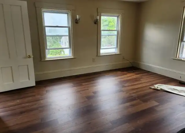Property at 464 Canton St, Stoughton, MA, 02072, 5 beds, 2 baths, [object Object]