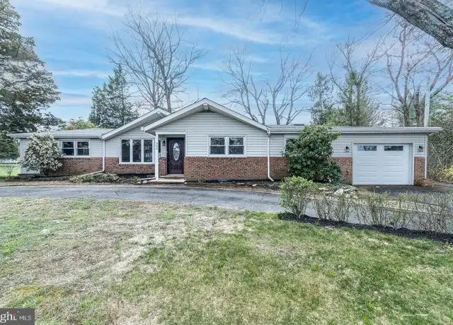 Property at 520 Powell Rd, Mount Holly, NJ, 08060, 3 beds, 2 baths, [object Object]
