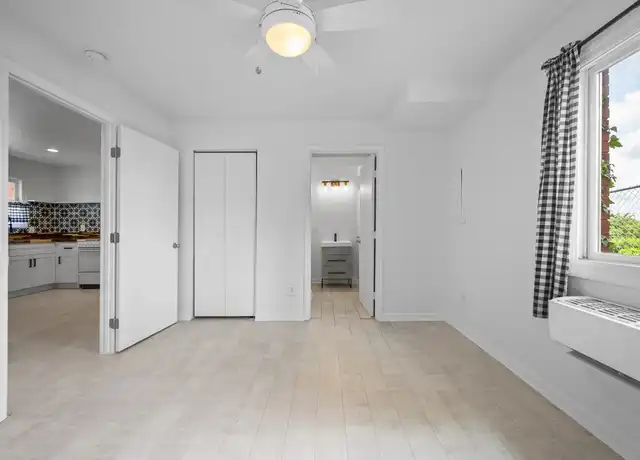 Property at 910 Shelby Ave #202, Nashville, TN, 37206, 1 bed, 1 bath, [object Object]
