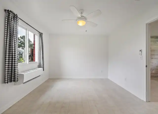 Property at 910 Shelby Ave #202, Nashville, TN, 37206, 1 bed, 1 bath, [object Object]