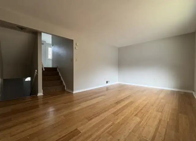 Property at 2807 Lincoln Way Unit 15, White Oak, PA, 15131, 3 beds, 1.5 baths, [object Object]