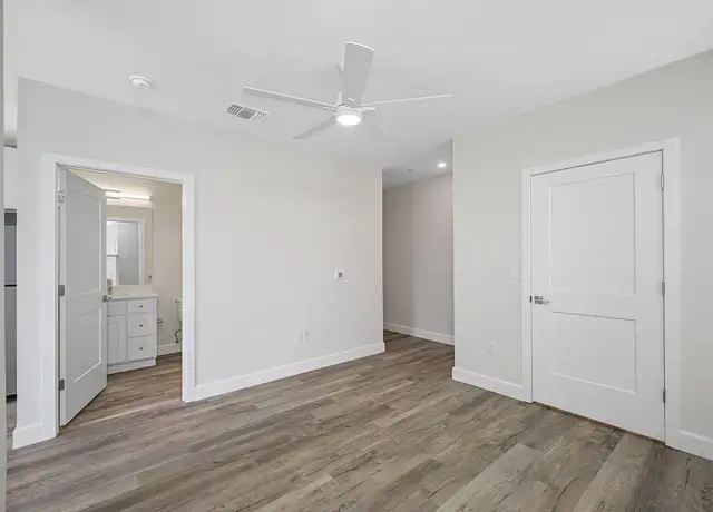 Photo of 357 5th St S, Saint Petersburg, FL 33701