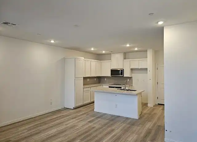 Property at 212 Wewatta Ave, Henderson, NV, 89011, 2 beds, 2.5 baths, [object Object]