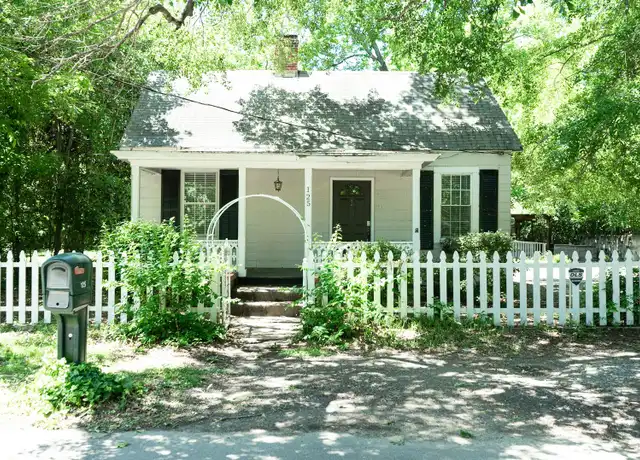 Property at 125 Horry St NE, Aiken, SC, 29801, 3 beds, 1 bath, [object Object]