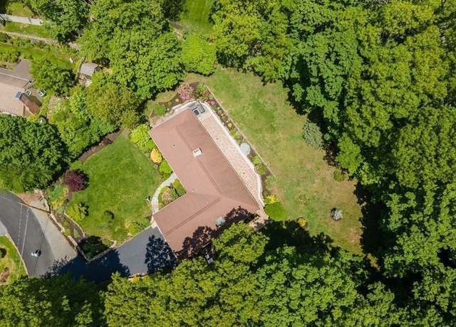Photo of 10 Winch Way, Natick, MA 01760